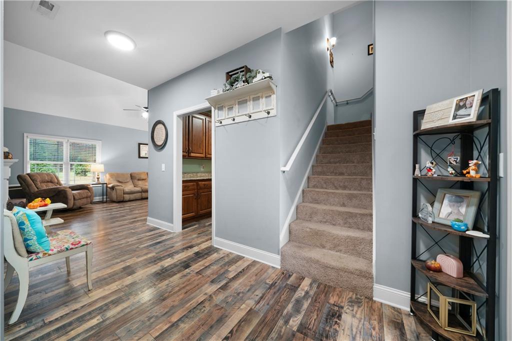 50 Round Rock Circle NE