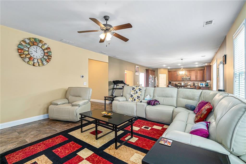 3798 Broadleaf Walk, Snellville, Georgia image 12