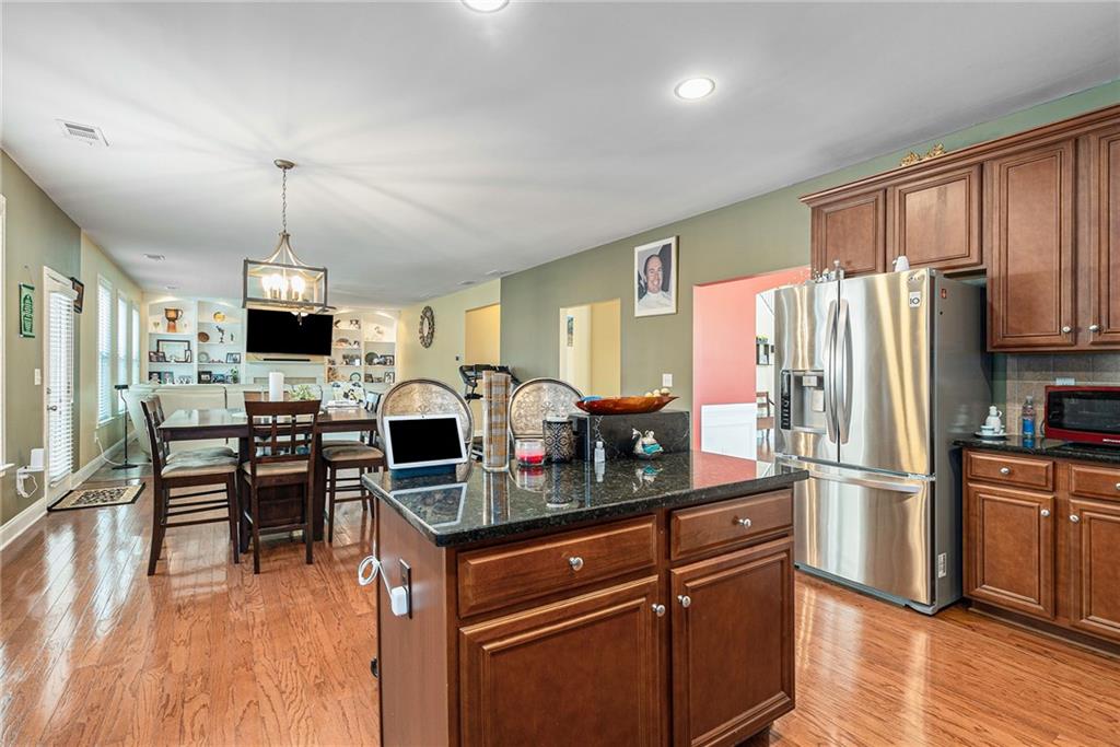 3798 Broadleaf Walk, Snellville, Georgia image 9