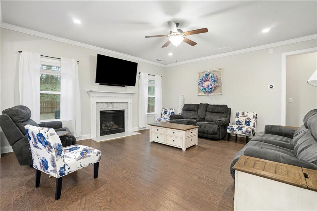 1835 Hidden Creek Drive