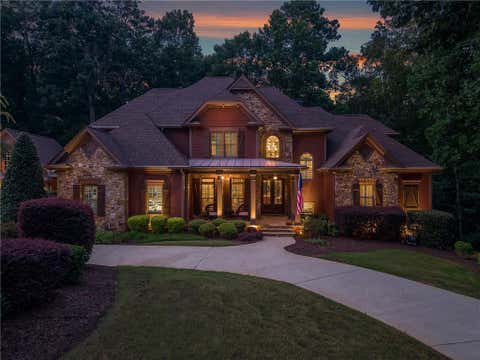 Homes For Sale - 3324 High Noontide Way<br/> Cobb County, Acworth, GA 30101