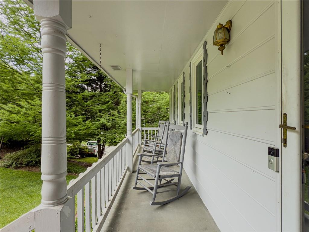 5841 Covered Wagon Trail, Lilburn, Georgia image 6