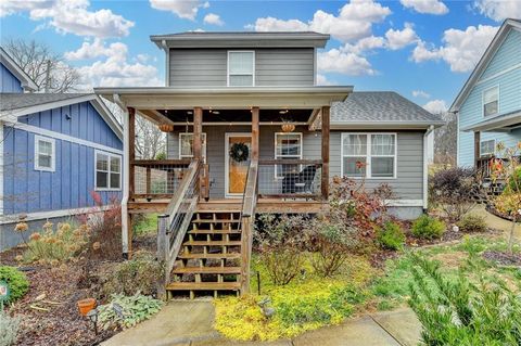 Homes For Sale - 318 Cottage Court<br/> Ball Ground, GA 30107