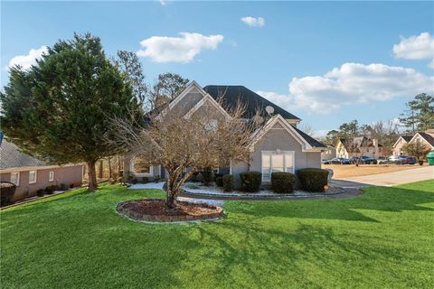 A home in Ellenwood