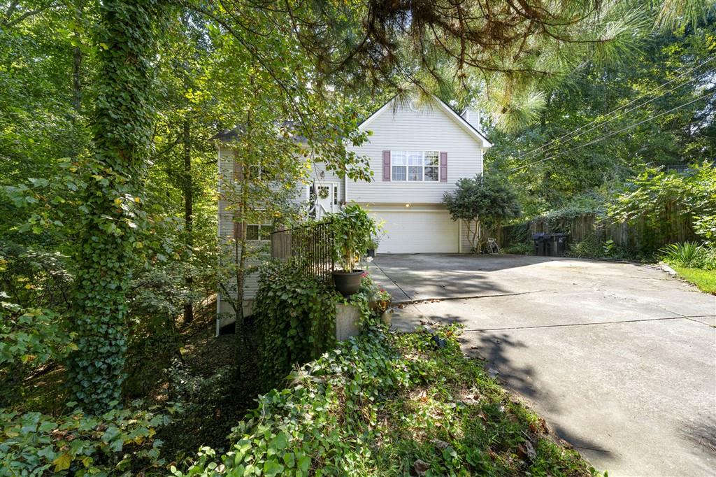 1061 Fishback Way