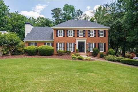 Homes For Sale - 3430 Weymouth Court<br/> Cobb County, Marietta, GA 30062
