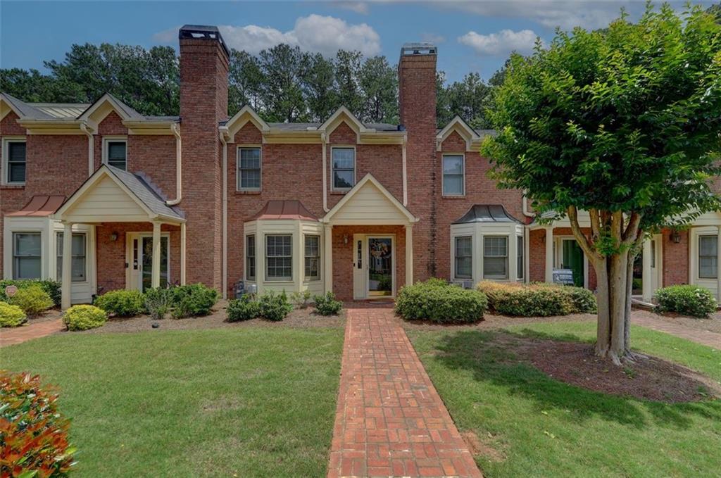 Holcomb Springs - Residential