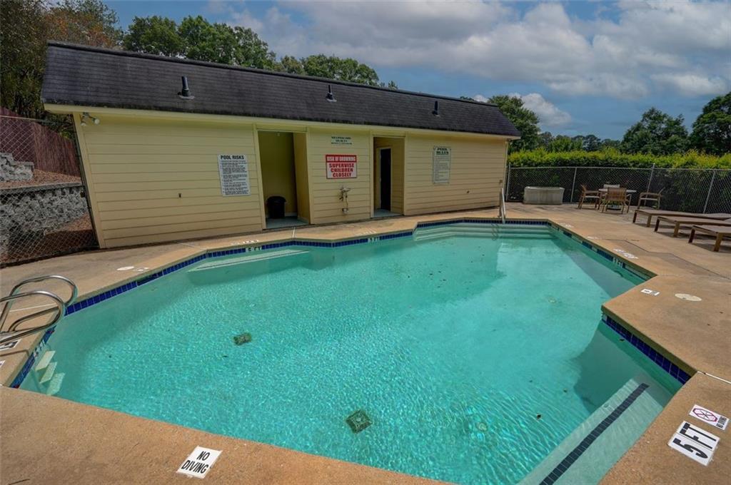 Holcomb Springs - Residential