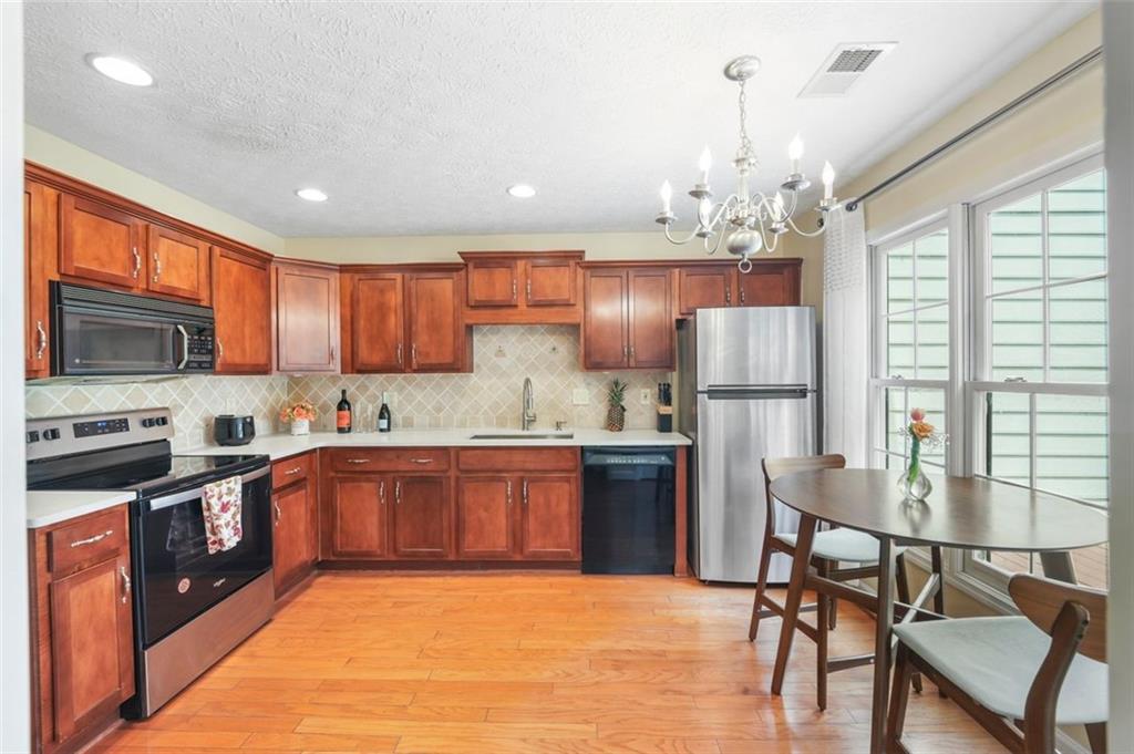 Holcomb Springs - Residential