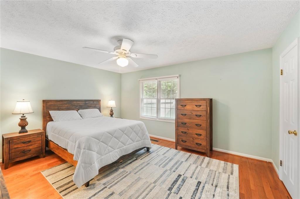 Holcomb Springs - Residential