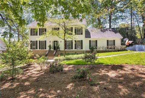 Photo of 4702 Sequoia Drive SW, Lilburn, GA 30047 (MLS # 7663043)