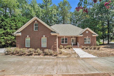 A home in Lilburn