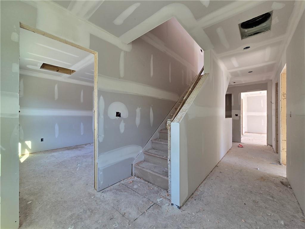 Marble Tree - Residential