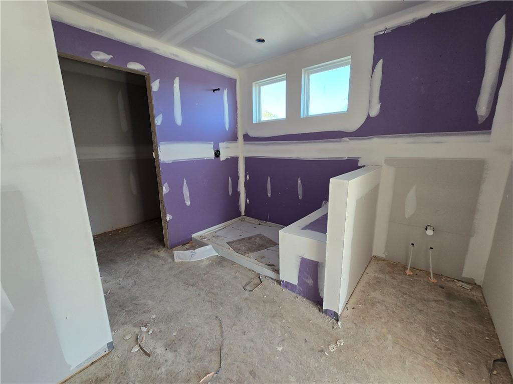 Marble Tree - Residential