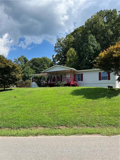 Homes For Sale - 130 Fortner Drive<br/> Dahlonega, GA 30533