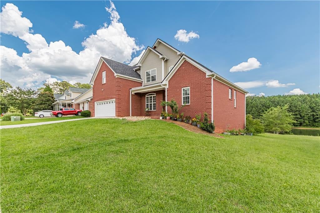25 Westmoreland Lake Drive