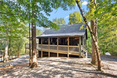 Homes For Sale - 289 Cypress Circle<br/> Ellijay, GA 30540