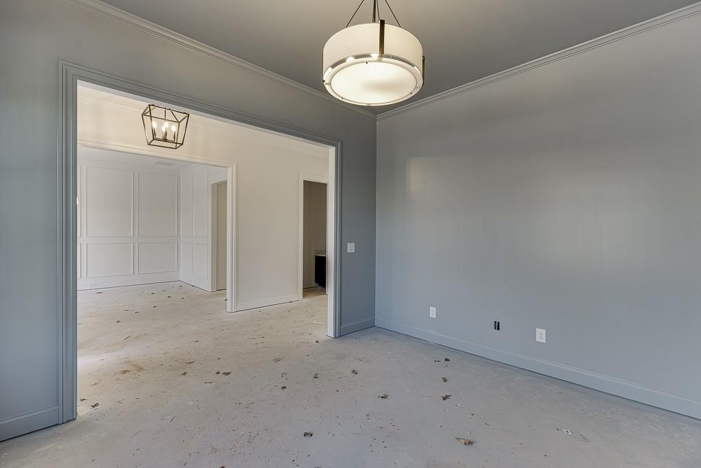 8135 Heardsville Court