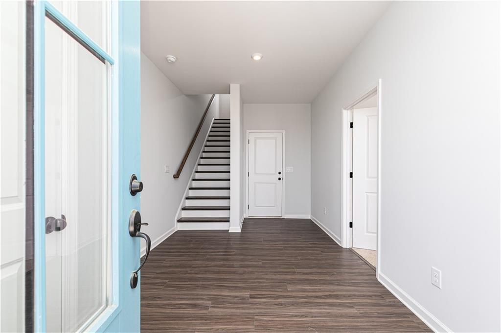 512 Aberdeen Meadow Lane, Acworth, Georgia image 3