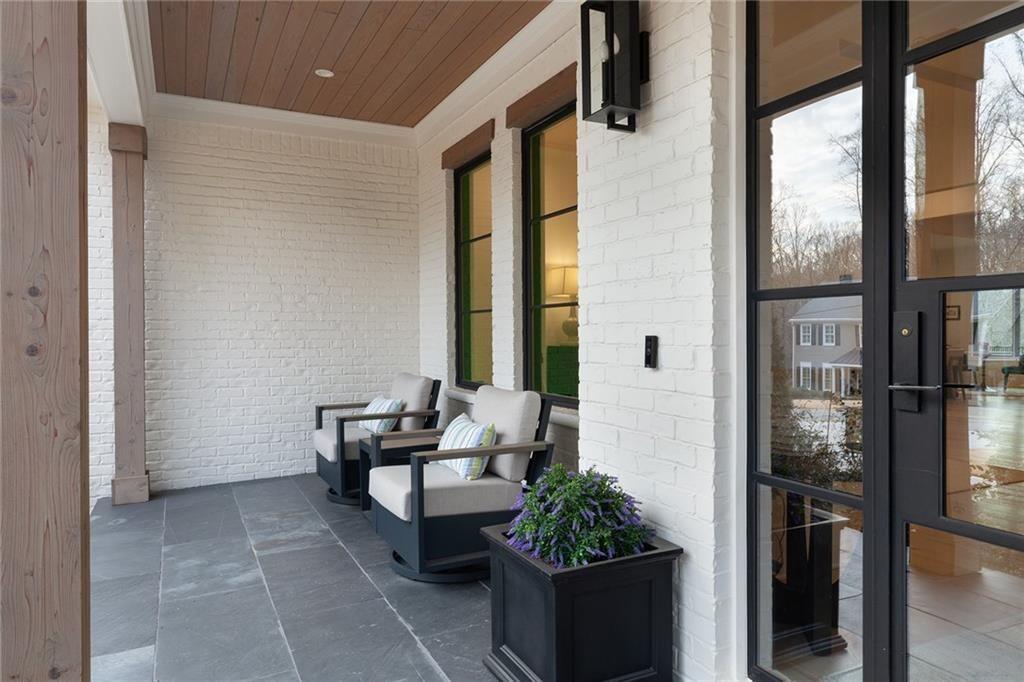 4211 Blackland Drive