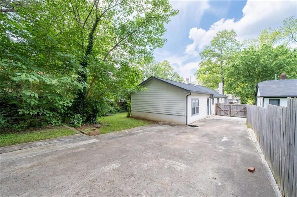 2284 Dauphine Street, East Point, Georgia image 33