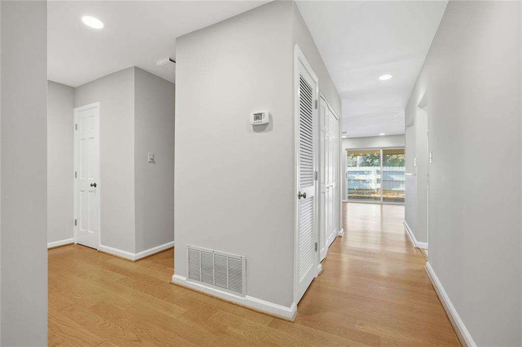 1900 Powers Ferry Trace SE