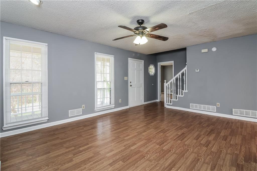 495 Stratford Drive, Douglasville, Georgia image 2