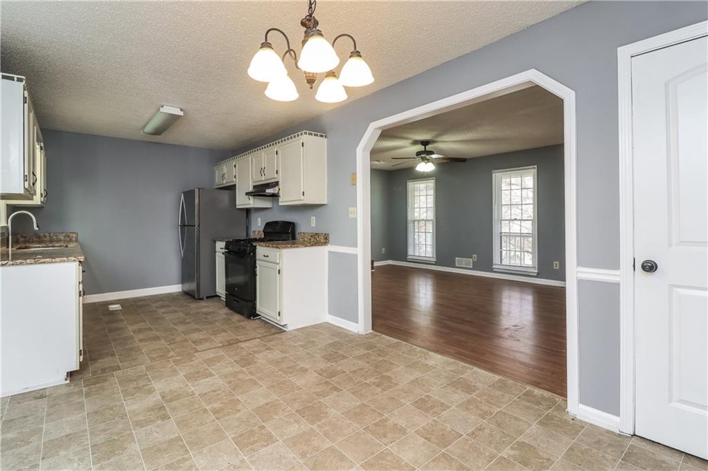 495 Stratford Drive, Douglasville, Georgia image 7