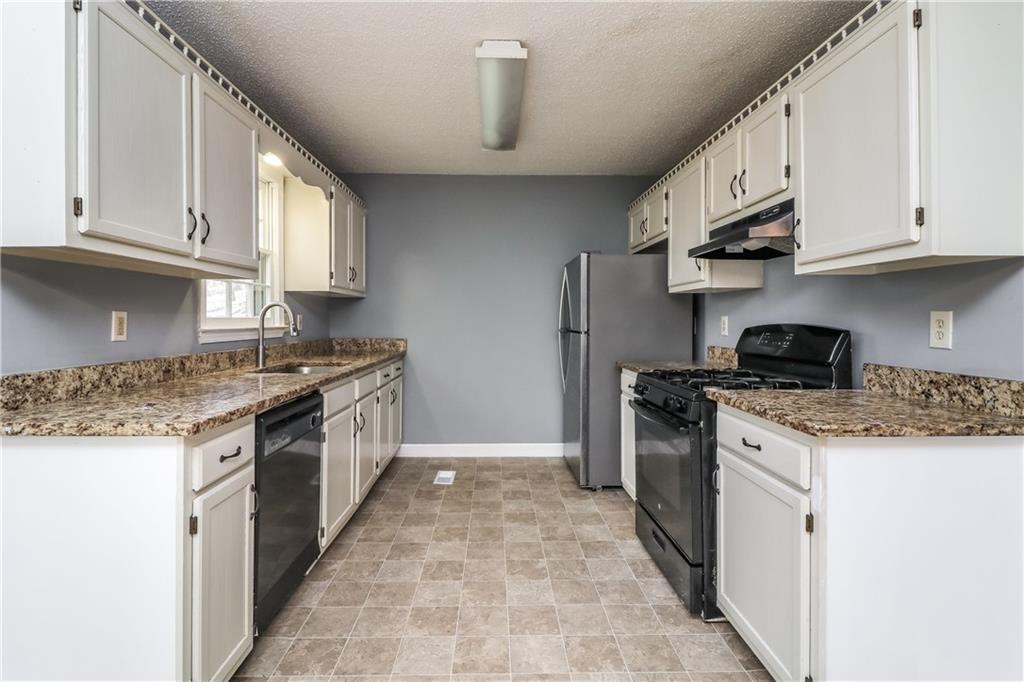 495 Stratford Drive, Douglasville, Georgia image 8