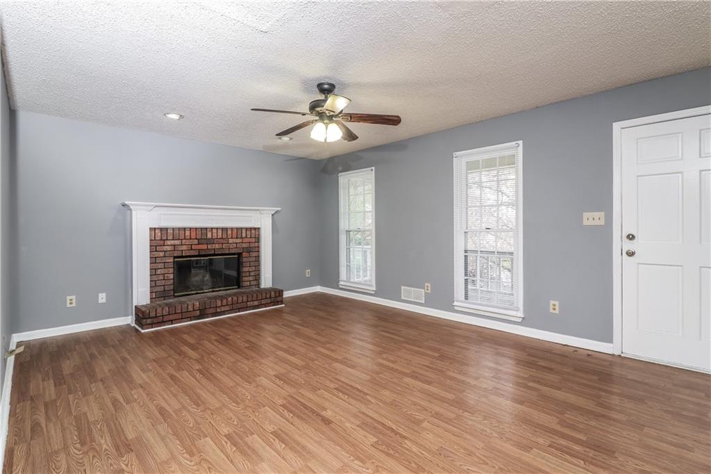 495 Stratford Drive, Douglasville, Georgia image 3