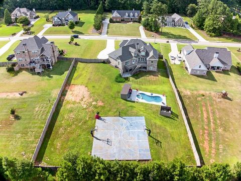 2112 Meadowood Cove Monroe GA 30655