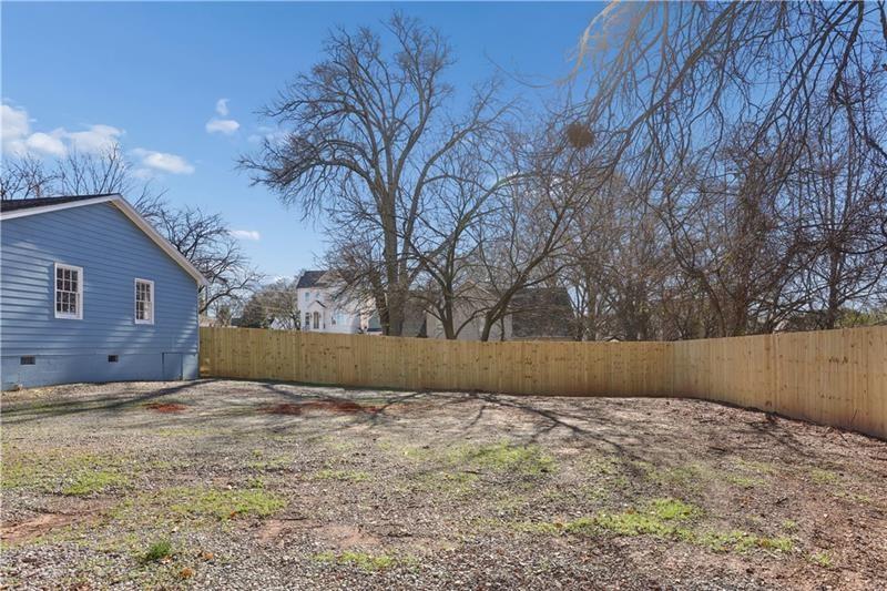 134 South Avenue SE