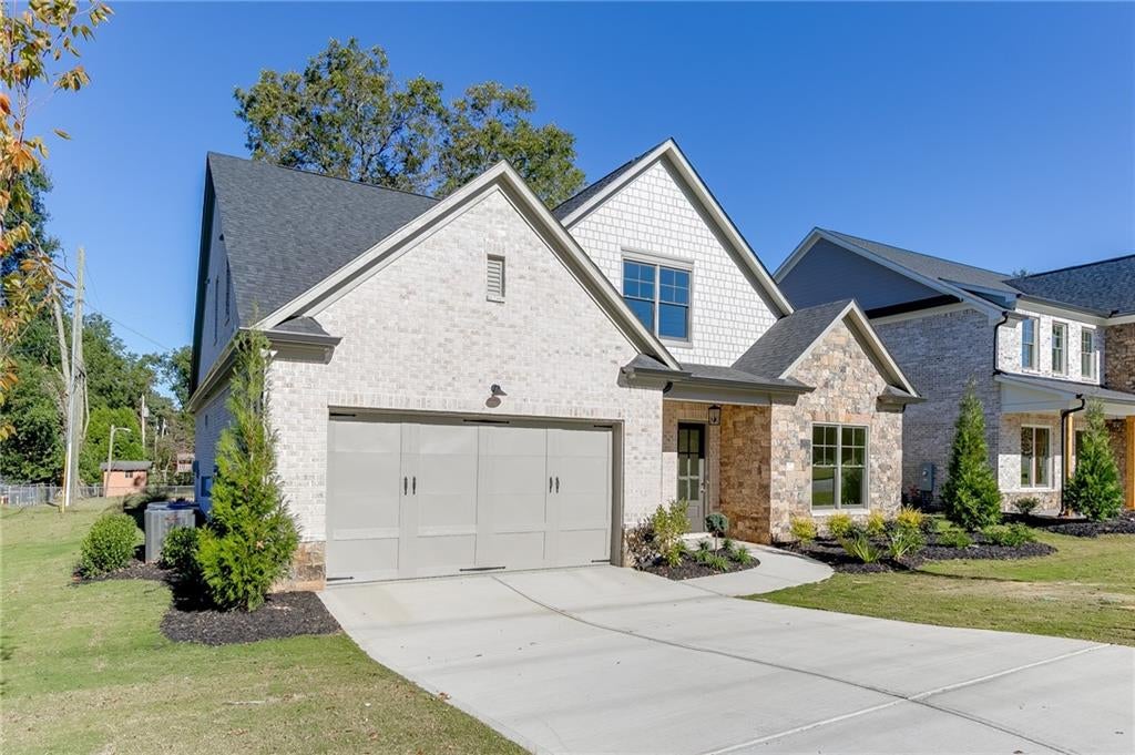 11 Stonehedge Drive