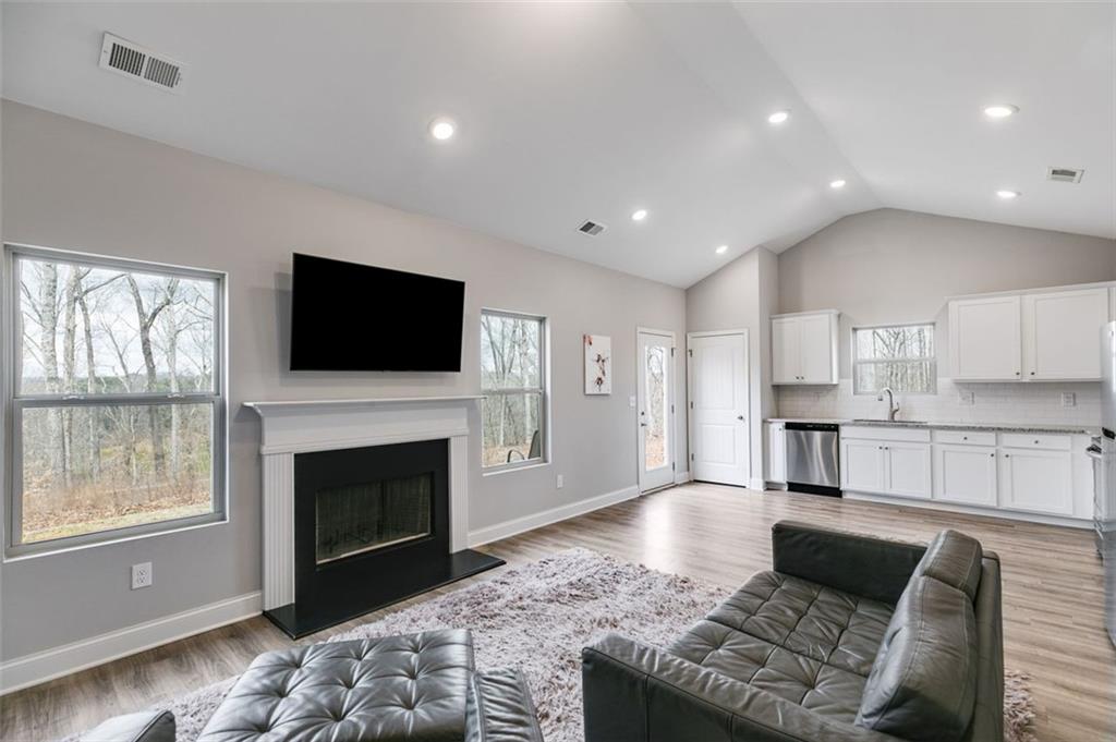 248 Oaken Bucket Drive, Temple, Georgia image 10