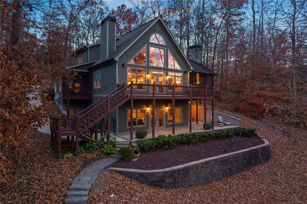 Martin, Georgia 30557, United States, 6 Bedrooms Bedrooms, ,4 BathroomsBathrooms,Residential,Active,250948