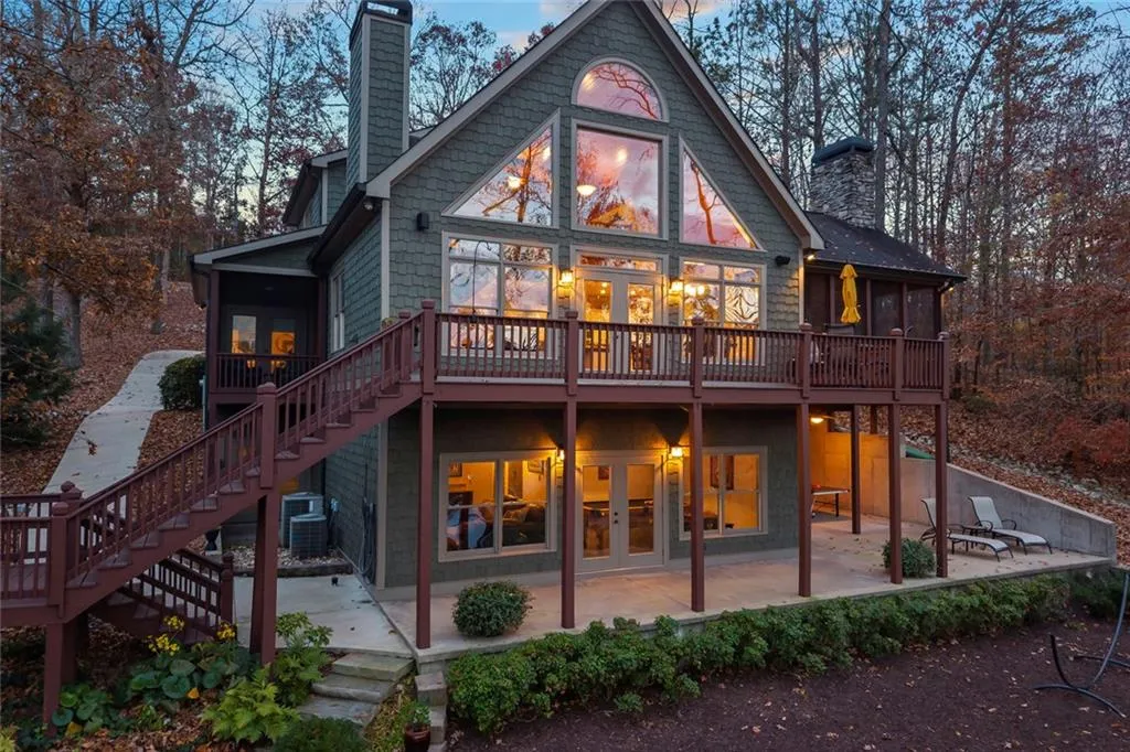 Martin, Georgia 30557, United States, 6 Bedrooms Bedrooms, ,4 BathroomsBathrooms,Residential,Active,250948