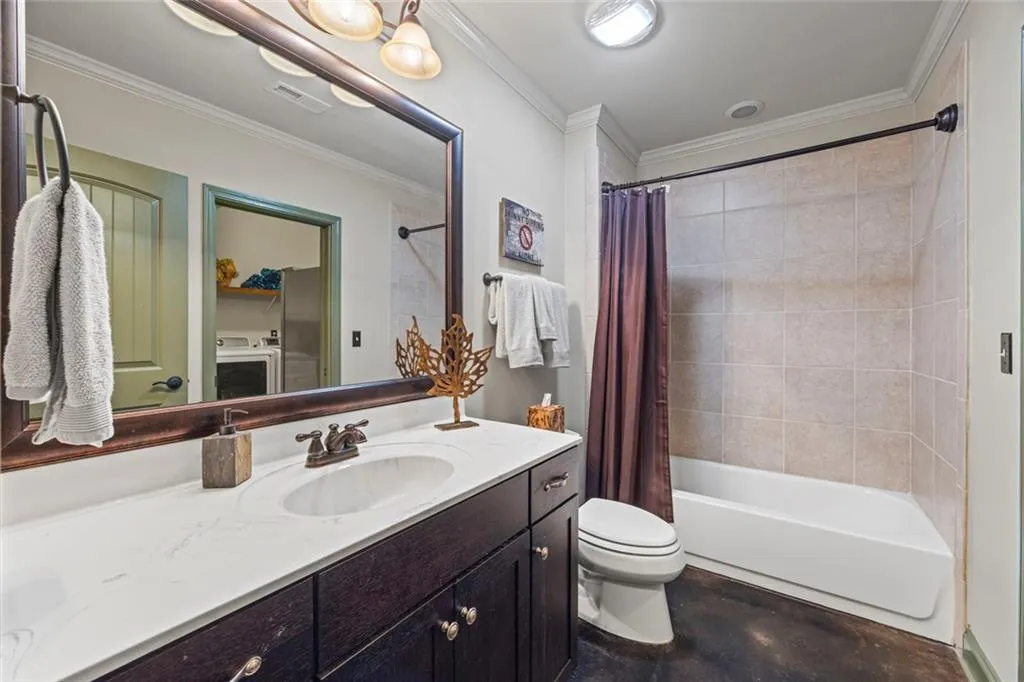 Martin, Georgia 30557, United States, 6 Bedrooms Bedrooms, ,4 BathroomsBathrooms,Residential,Active,250948