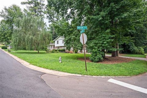 A home in Ellenwood