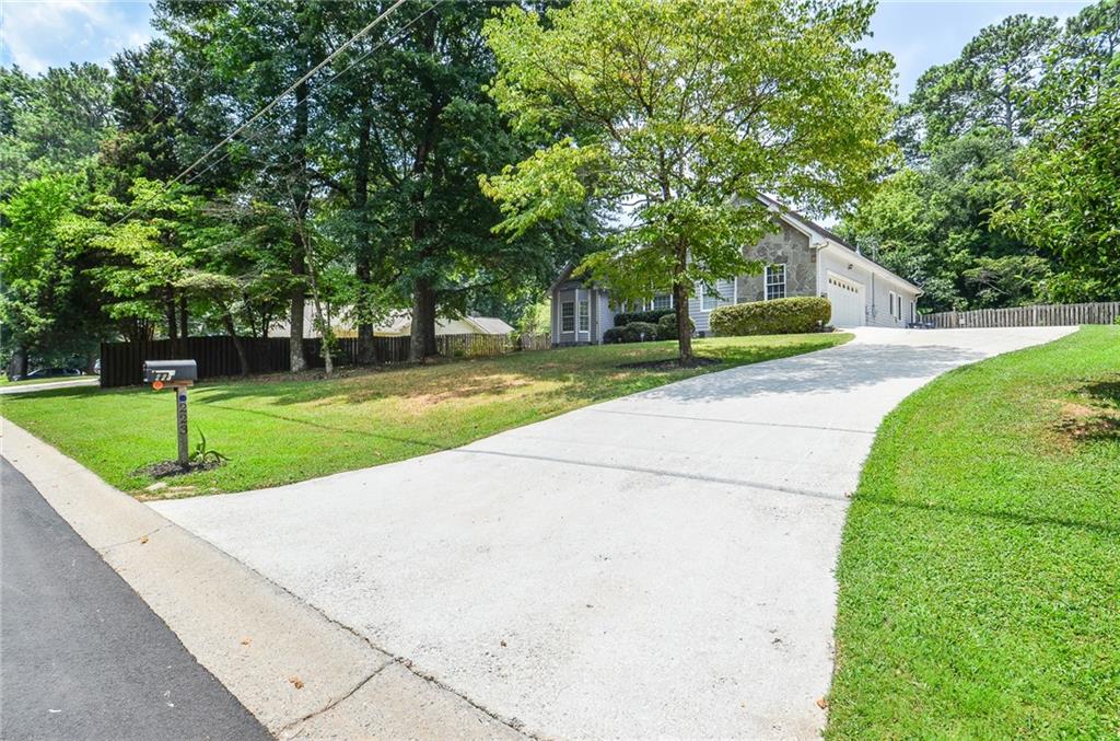 223 Windsong Lane SW