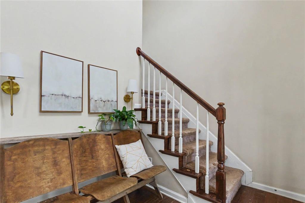 1080 Olde Roswell Grove