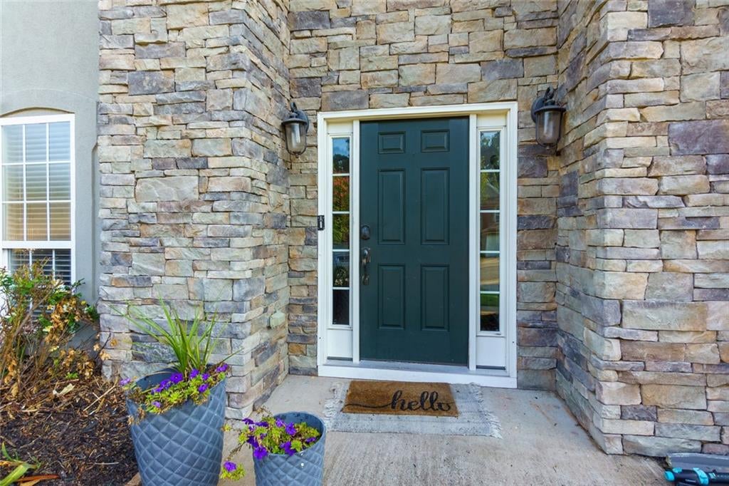 1080 Olde Roswell Grove