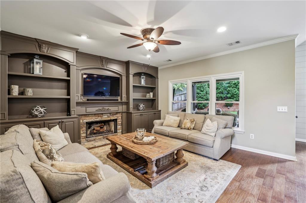 6720 Wolford Court, Johns Creek, Georgia image 9