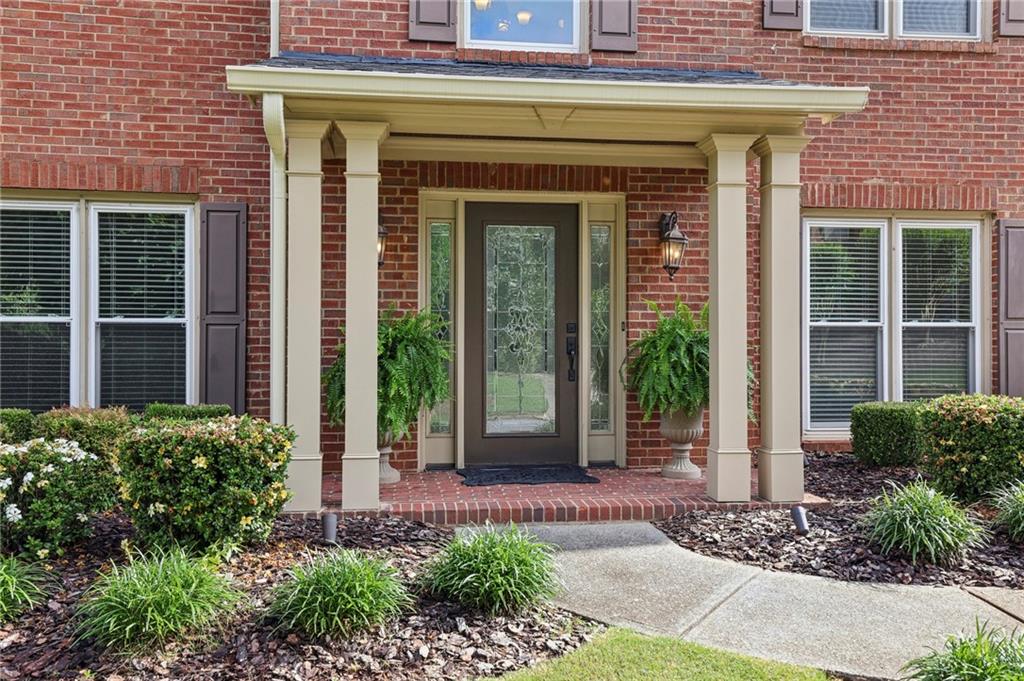 6720 Wolford Court, Johns Creek, Georgia image 2