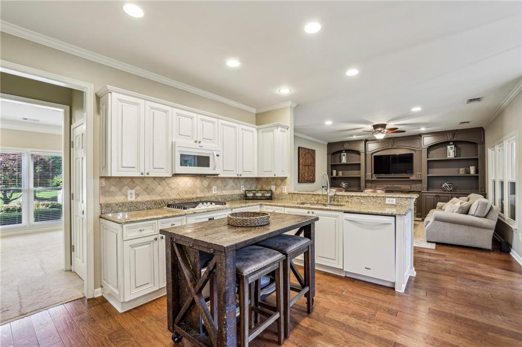6720 Wolford Court, Johns Creek, Georgia image 16