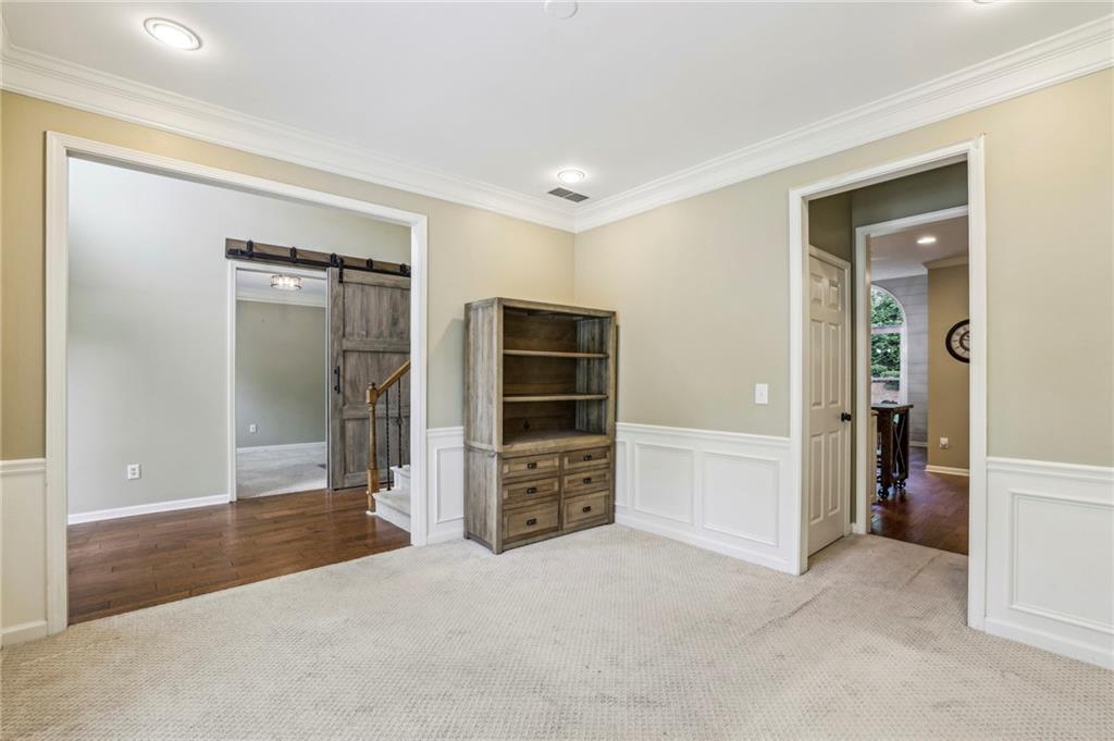 6720 Wolford Court, Johns Creek, Georgia image 5