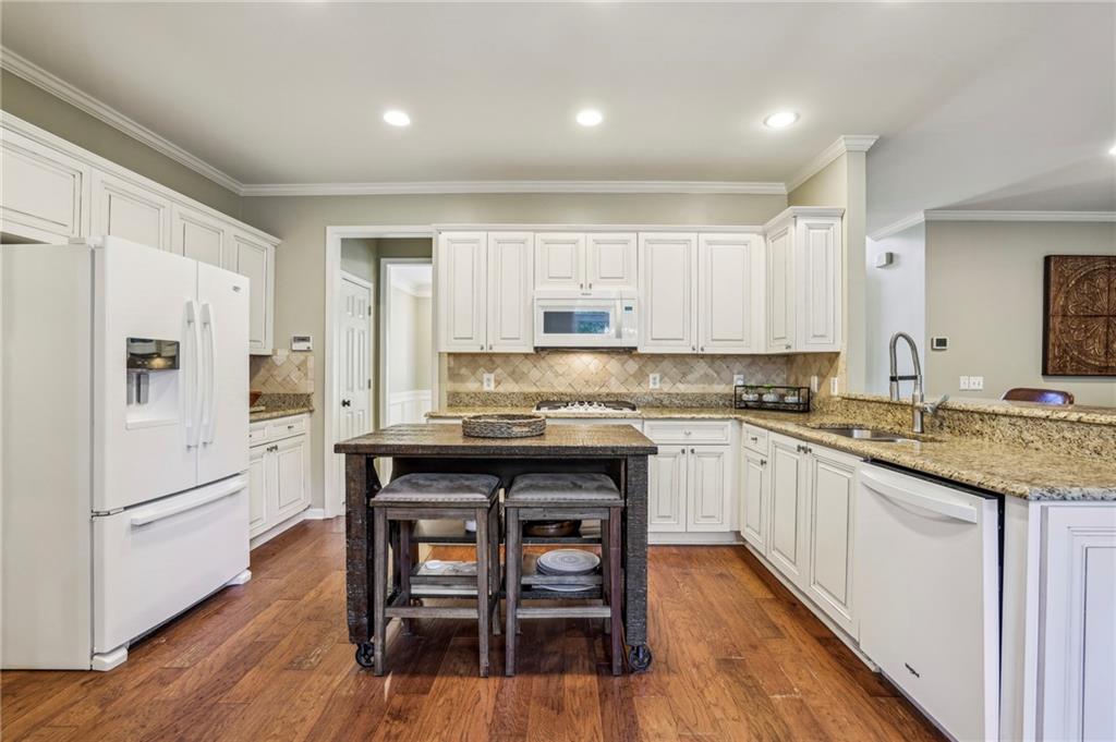 6720 Wolford Court, Johns Creek, Georgia image 19