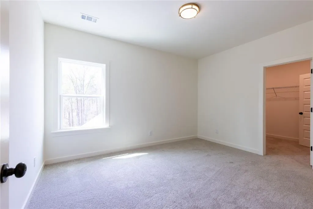 Gainesville, Georgia 30506, United States, 5 Bedrooms Bedrooms, ,5 BathroomsBathrooms,Residential,Active,239330