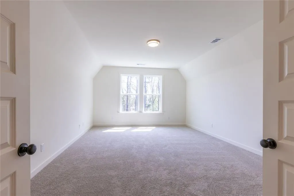 Gainesville, Georgia 30506, United States, 5 Bedrooms Bedrooms, ,5 BathroomsBathrooms,Residential,Active,239330