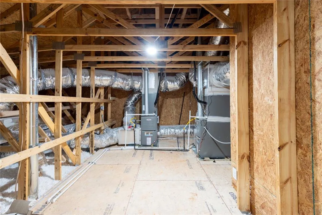 Gainesville, Georgia 30506, United States, 5 Bedrooms Bedrooms, ,5 BathroomsBathrooms,Residential,Active,239330