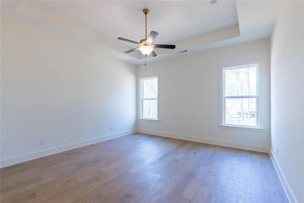 Gainesville, Georgia 30506, United States, 5 Bedrooms Bedrooms, ,5 BathroomsBathrooms,Residential,Active,239330